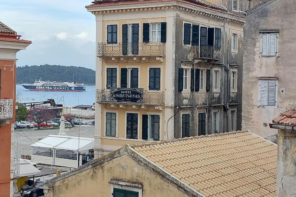Old Port View Apartment, Διαμέρισμα Στο Κέντρο 2 Υπνοδωματίων Corfu  Exterior foto