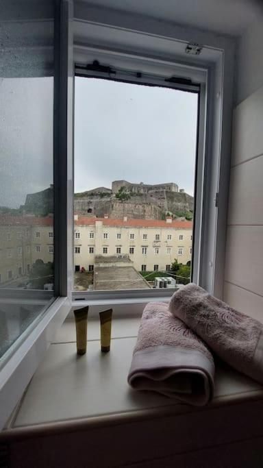 Old Port View Apartment, Διαμέρισμα Στο Κέντρο 2 Υπνοδωματίων Corfu  Exterior foto