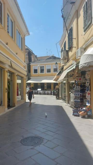 Old Port View Apartment, Διαμέρισμα Στο Κέντρο 2 Υπνοδωματίων Corfu  Exterior foto