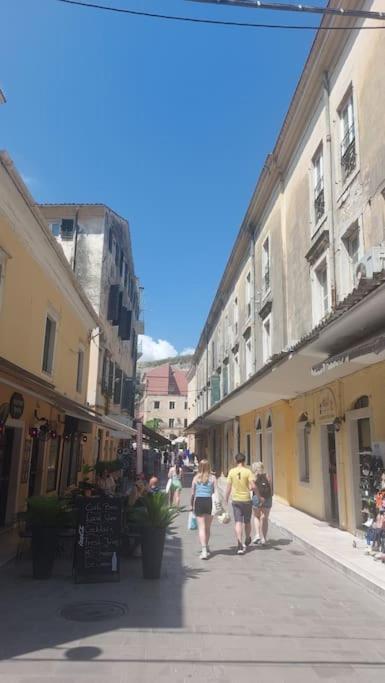 Old Port View Apartment, Διαμέρισμα Στο Κέντρο 2 Υπνοδωματίων Corfu  Exterior foto